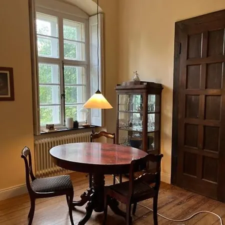 Haus Kroneck-salis Gaesteappartement-ferienwohnung بيت ضيافة باد إيبورغ