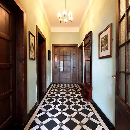 Haus Kroneck-salis Gaesteappartement-ferienwohnung بيت ضيافة