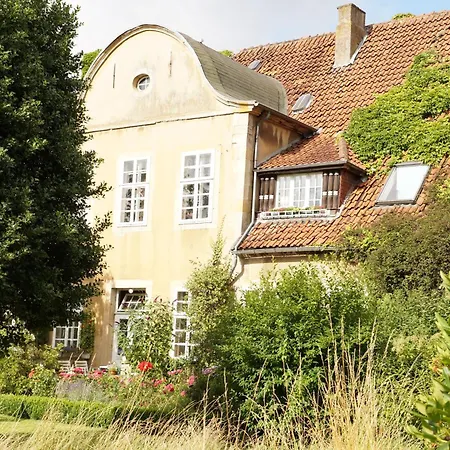 Haus Kroneck-salis Gaesteappartement-ferienwohnung بيت ضيافة باد إيبورغ